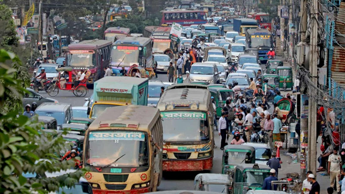 যানজট কমাতে ঢাকায় ট্রাফিক ব্যবস্থাপনায় বড় পরিবর্তনের সিদ্ধান্ত