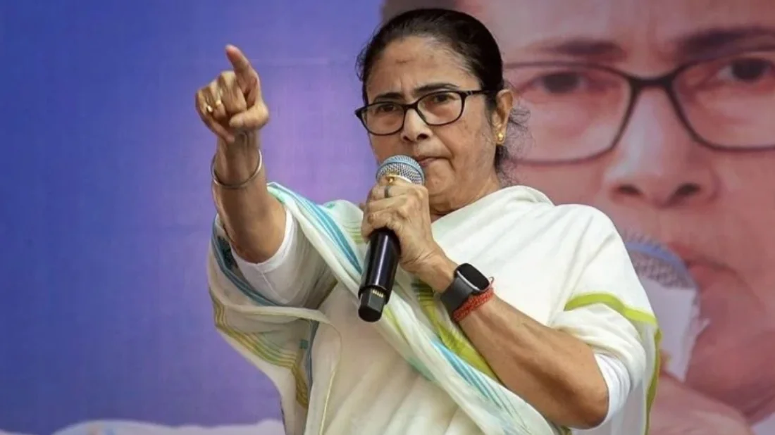 পুরো প্রজন্মকে ভয় দেখিয়ে স্তব্ধ করার চেষ্টা চলছে: মমতা বন্দ্যোপাধ্যায়