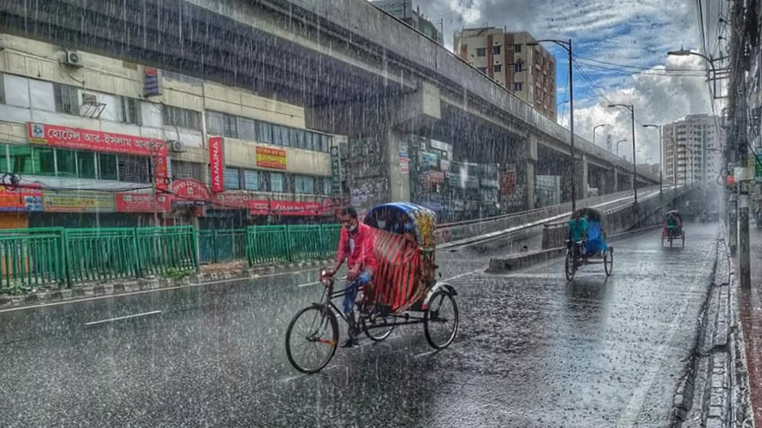 ঈদের দিনেও ঢাকায় বজ্রসহ বৃষ্টির আভাস, বাড়তে পারে ভ্যাপসা গরম