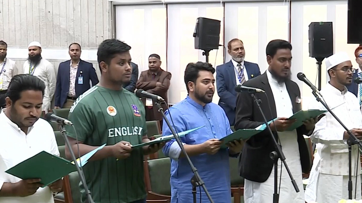 দুটো শপথই নিলেন এনসিপির নির্বাচিত সংসদ সদস্যরা