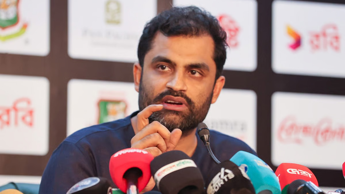 সাংবাদিকদের সাকিবের সঙ্গে মাশরাফি-দুর্জয়কেও মনে রাখতে বললেন তামিম