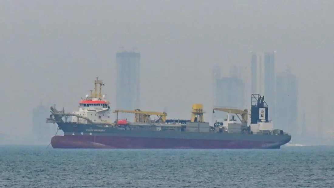 হরমুজ প্রণালির কাছে মাল্টার পতাকাবাহী তেলের ট্যাংকারে ইরানের হামলা