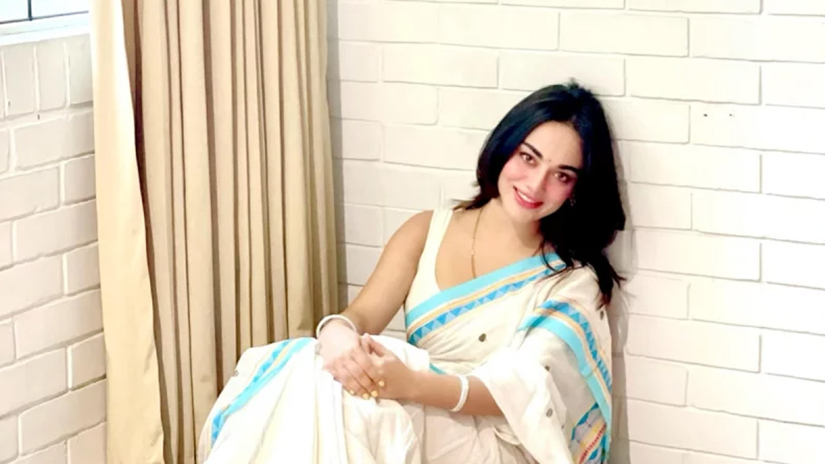 ‘ভালোবাসার মানুষ প্রতিষ্ঠিত হয়ে প্রথমে ওই মেয়েটিকেই ঠকায়’