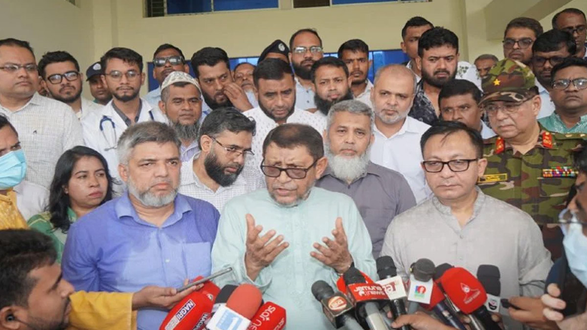 সরকারি হাসপাতাল দালালমুক্ত করার ঘোষণা স্বাস্থ্যমন্ত্রীর