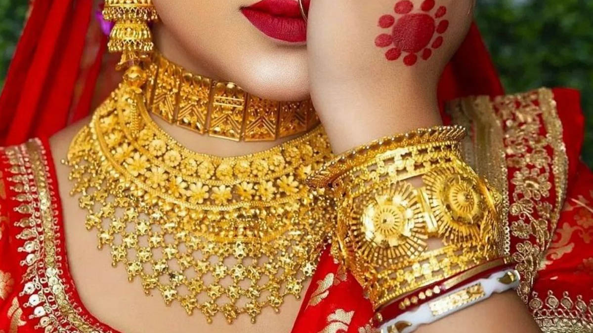 দেশের বাজারে স্বর্ণের দাম আবারও বৃদ্ধি, ভরিতে ৩২৬৬ টাকা