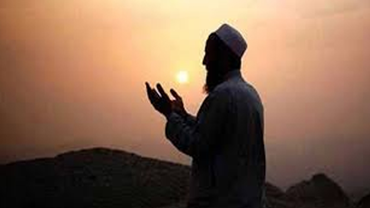 নামাজের মাধ্যমে আল্লাহর সঙ্গে সম্পর্ক গড়ার ৫ উপায়