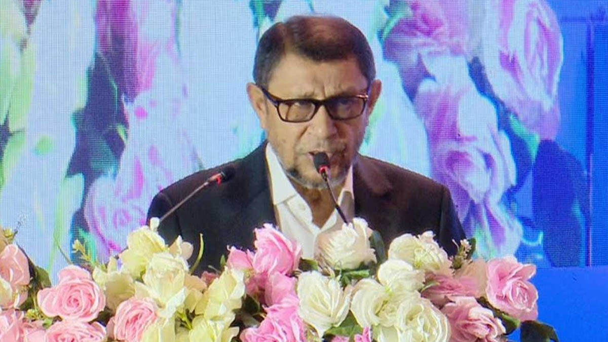 ‘অপারেশন নয়, আগে বিকল্প ভাবুন’—নিজের অভিজ্ঞতা জানালেন স্বাস্থ্যমন্ত্রী