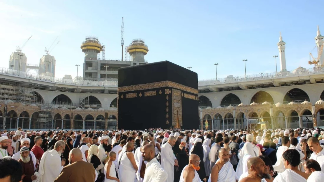 হজযাত্রীদের জন্য ‘হজ ভিসা’ বাধ্যতামূলক করল সৌদি আরব