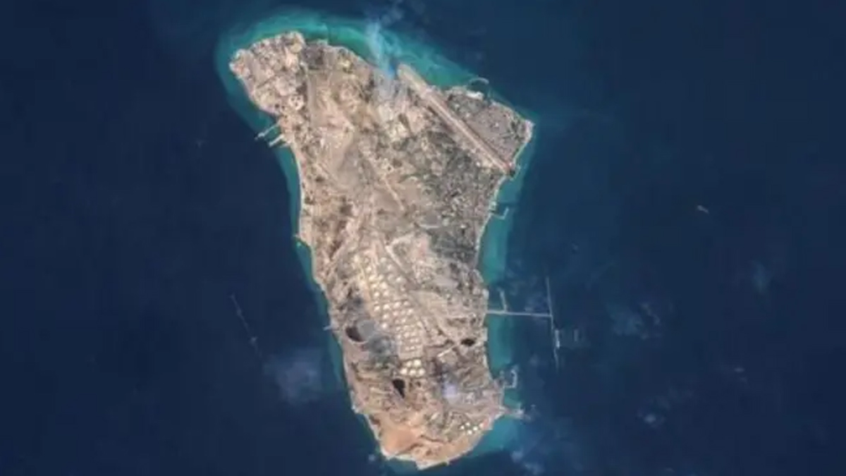 ‘খারাগ দ্বীপে সৈন্য পাঠানো ট্রাম্পের হাতে, ফিরে যাওয়ার সিদ্ধান্ত ইরানের হাতে’