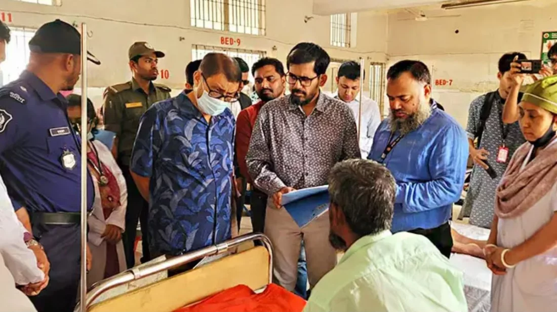 হঠাৎ পরিদর্শনে গিয়ে স্বাস্থ্যমন্ত্রী দেখলেন হাসপাতালের অর্ধেক চিকিৎসক নাই