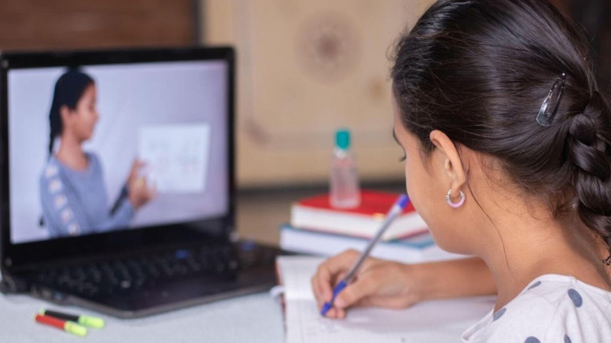 শিক্ষাপ্রতিষ্ঠানে অনলাইনে ক্লাস চালুর প্রস্তাব