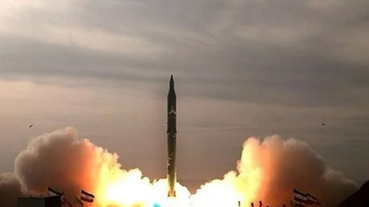 ইসরায়েলে সিজ্জিল-খাইবার-শেখান-কদর-ইমাদ ক্ষেপণাস্ত্র দিয়ে হামলা ইরানের