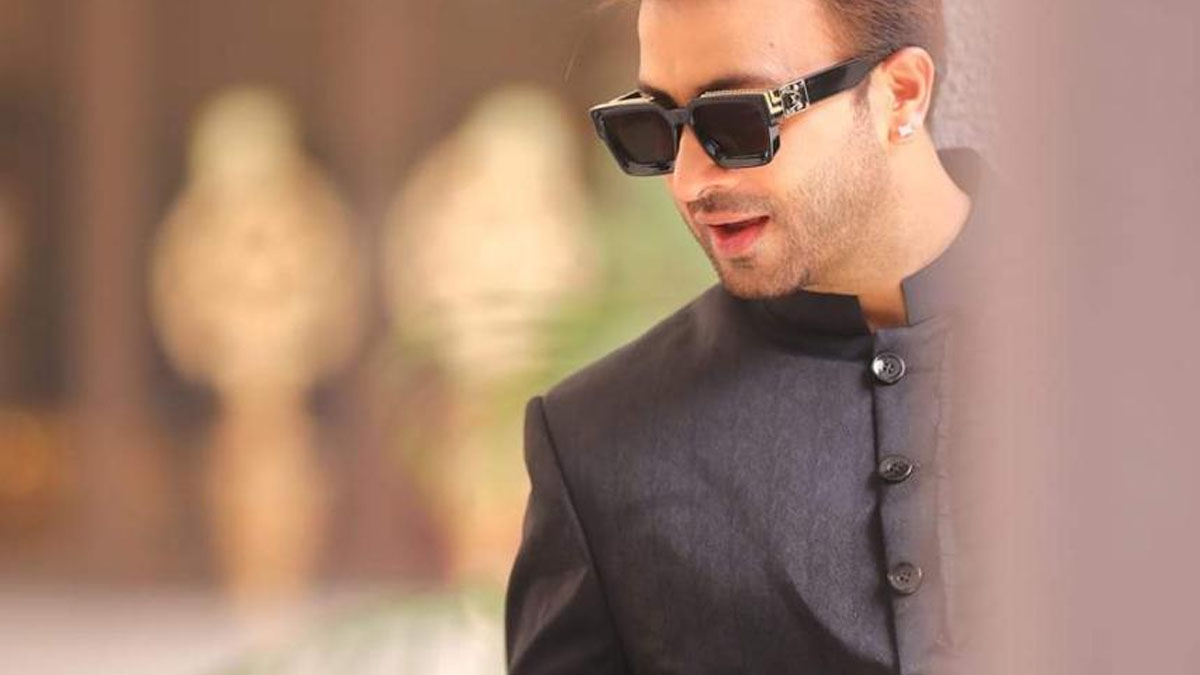 শাকিবের সিনেমায় পাকিস্তানি নায়িকার গুঞ্জন, মুখ খুললেন পরিচালক