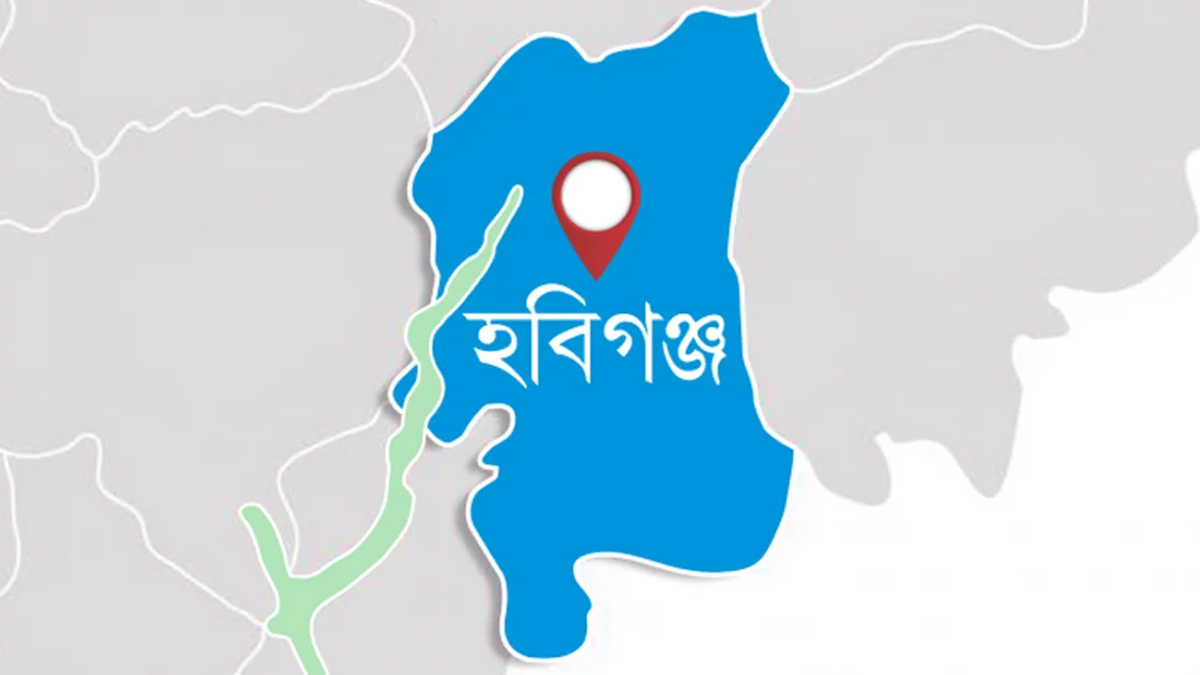 বীমা গ্রাহক সংগ্রহ নিয়ে দ্বন্দ্ব, আহত অর্ধশত