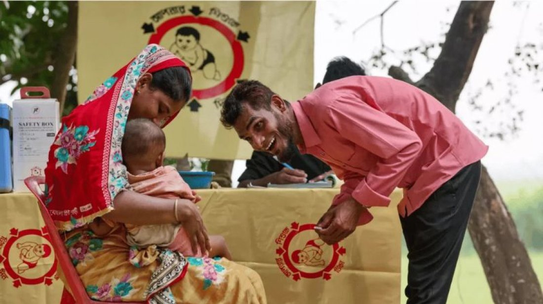 ৯ মাসের পরিবর্তে ৬ মাস বয়সেই শিশুদের হামের টিকা দেওয়ার পরিকল্পনা