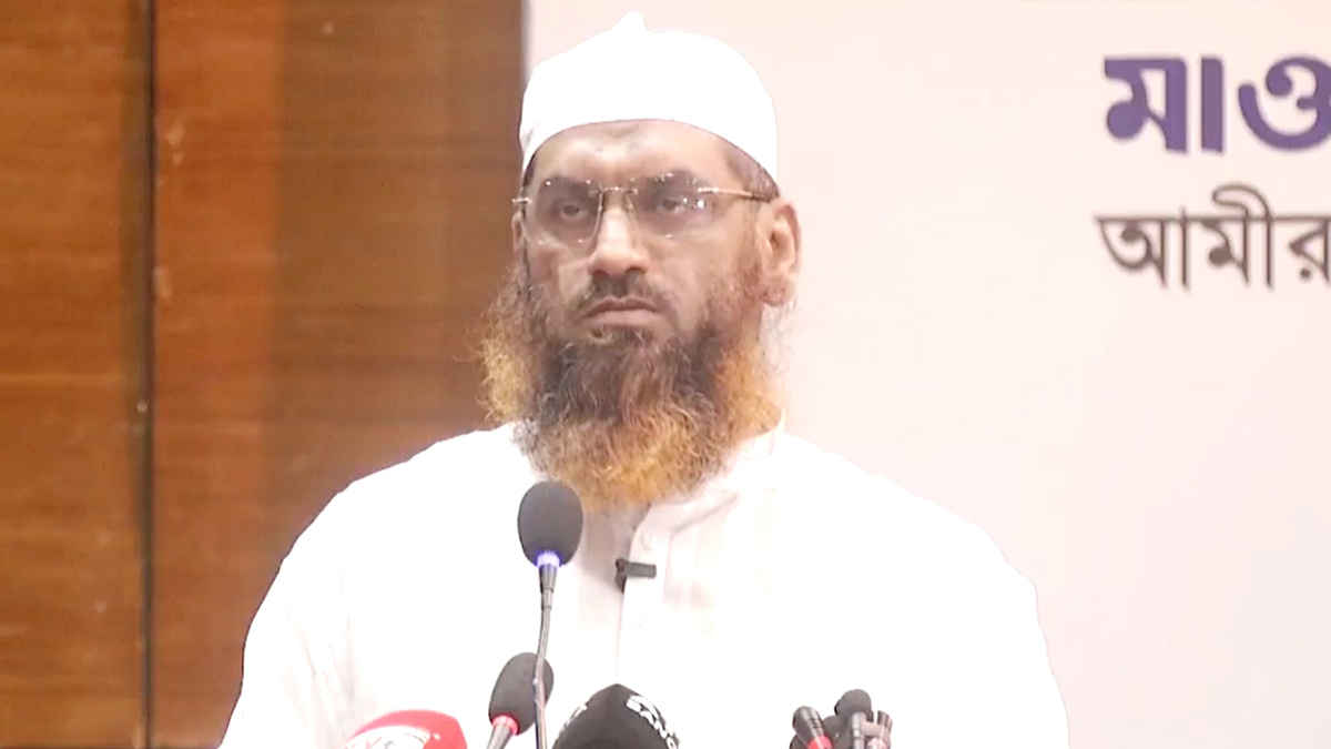 বর্তমান সরকারকে শেখ হাসিনার ভূতে ধরেছে : মামুনুল হক