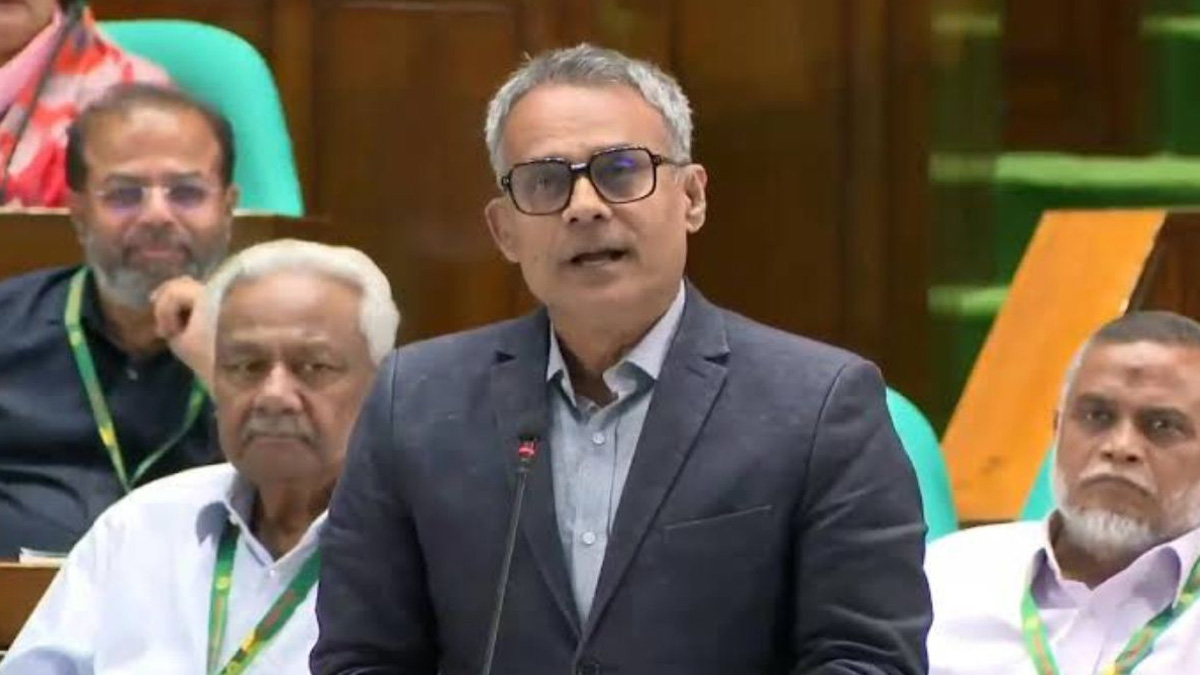 জাহাজ নির্মাণ শিল্পকে অগ্রাধিকার খাত বিবেচনা করতে পারে সরকার: নৌ-পরিবহন মন্ত্রী