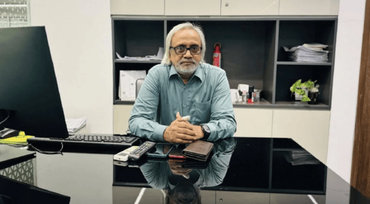 প্রধানমন্ত্রীর স্পিচ রাইটার হিসেবে নিয়োগ পেলেন মাহফুজুর রহমান