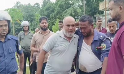 মিছিল নিয়ে এসে থানায় হামলা, পুলিশসহ আহত ১২