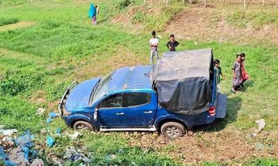 প্রতিমন্ত্রীর প্রটোকলে যাওয়ার পথে পুলিশভ্যান উল্টে আহত ৮