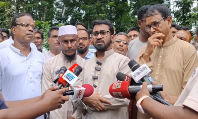 আসিফ মাহমুদের অবস্থা এখন, ‘চোরের মায়ের বড় গলা’: রাশেদ খাঁন