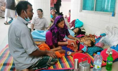 দেশের ৫৮ জেলায় ছড়িয়েছে হাম, ঝুঁকিপূর্ণ জনগোষ্ঠীকে টিকার আওতায় আনার সুপারিশ