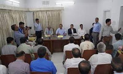 প্রধানমন্ত্রীর সঙ্গে বিএনপির ৪৫ এমপির বৈঠক