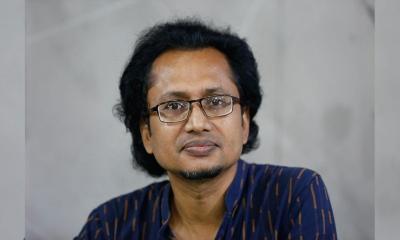 যুক্তরাষ্ট্রের সঙ্গে বাণিজ্য চুক্তি বাতিল নয়, পুনর্মূল্যায়ন হবে: তথ্য উপদেষ্টা