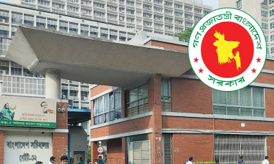 পে স্কেল নিয়ে সচিবলায়ে প্রধানমন্ত্রীর সঙ্গে অর্থমন্ত্রীর বৈঠক