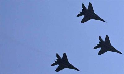 নিয়ন্ত্রণ রেখায় পাকিস্তানের গুলি