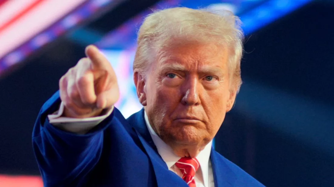 ইরান ইস্যুতে ট্রাম্পকে কঠোর ভাষা ব্যবহারে সতর্ক করল পাকিস্তান