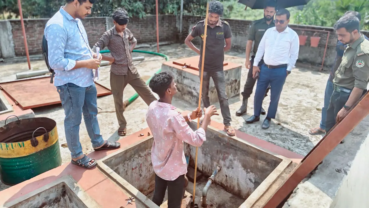 ‘তেল নেই’ লেখা সেই পাম্পে ফের মিলল তিন হাজার ২৬৯ লিটার পেট্রোল