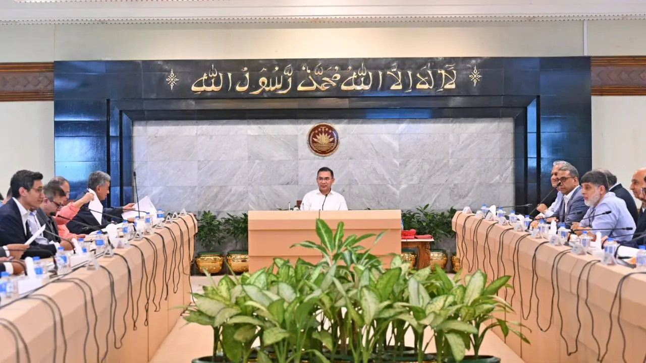 প্রধানমন্ত্রীর সঙ্গে বেসরকারি খাত উপদেষ্টা পরিষদের প্রথম বৈঠক অনুষ্ঠিত