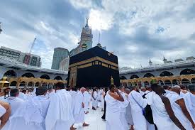 হজ পালনে গিয়ে ১৩ বাংলাদেশির মৃত্যু
