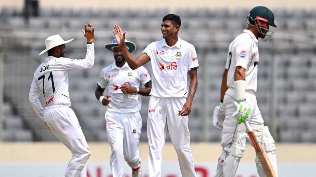পাকিস্তানের বিপক্ষে ‘হ্যাটট্রিক’ টেস্ট জয় বাংলাদেশের