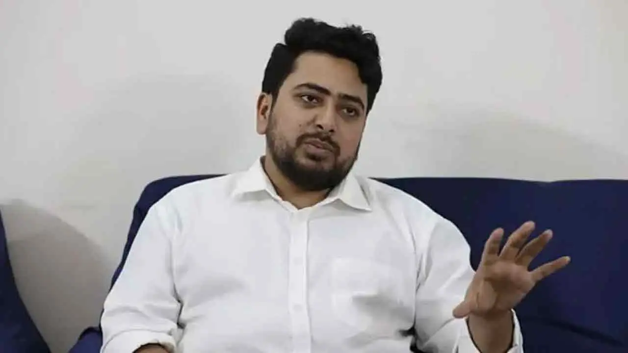 টালবাহানা করে জুলাই সনদকে এড়িয়ে যেতে চায় সরকার : নাহিদ