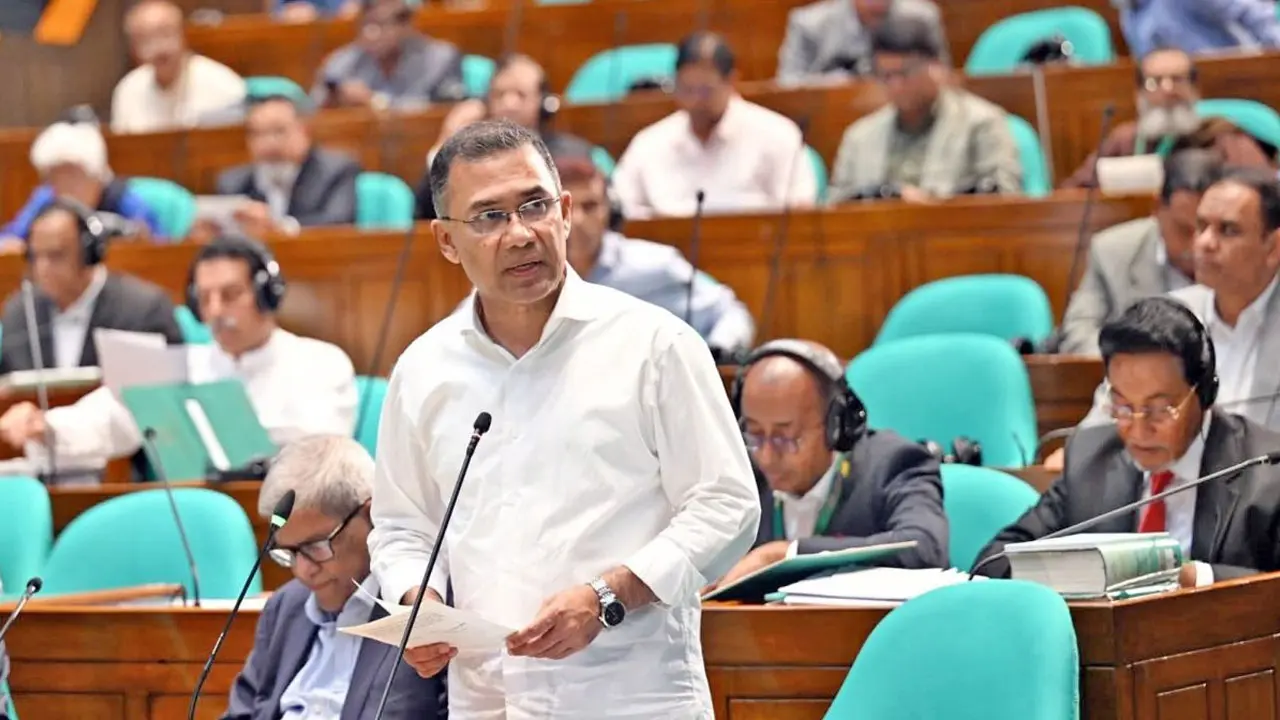 ৫ লাখ সরকারি কর্মচারী নিয়োগের সিদ্ধান্ত নিয়েছে সরকার