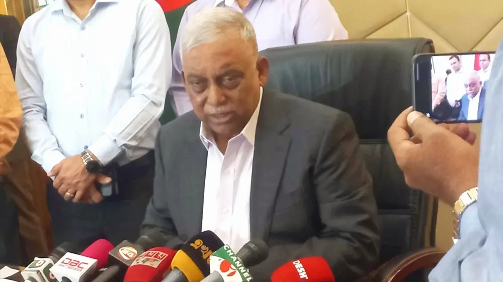 গার্মেন্টস শ্রমিকদের উসকে দিচ্ছে বিএনপির কর্মীরাই: স্বরাষ্ট্রমন্ত্রী