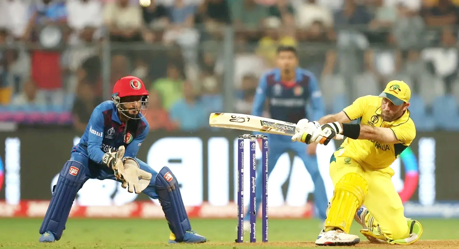 ম্যাক্সওয়েল বীরত্বে আফগানিস্তানের জয় ছিনিয়ে নিল অস্ট্রেলিয়া